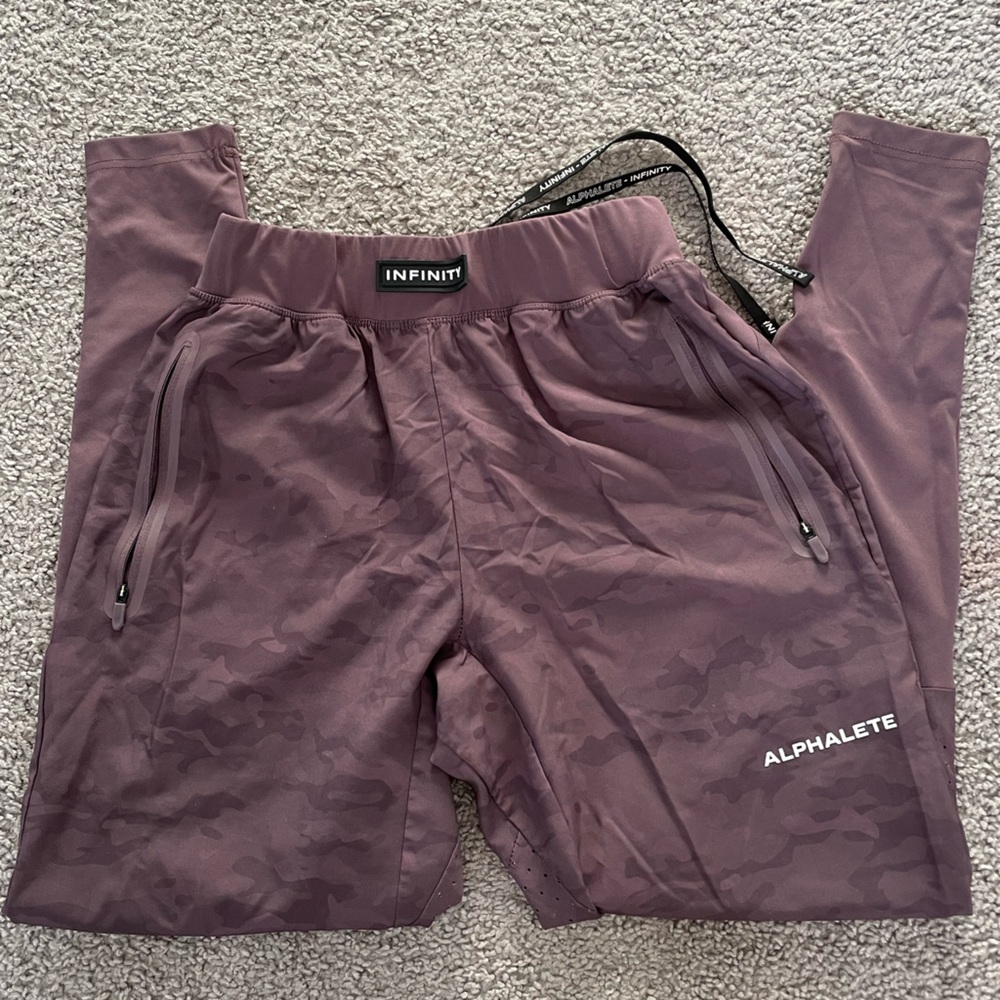 Alphalete Infinity Joggers